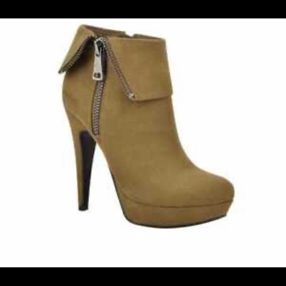 💥NWT GBC Los Angeles Docker Olive Green Bootie